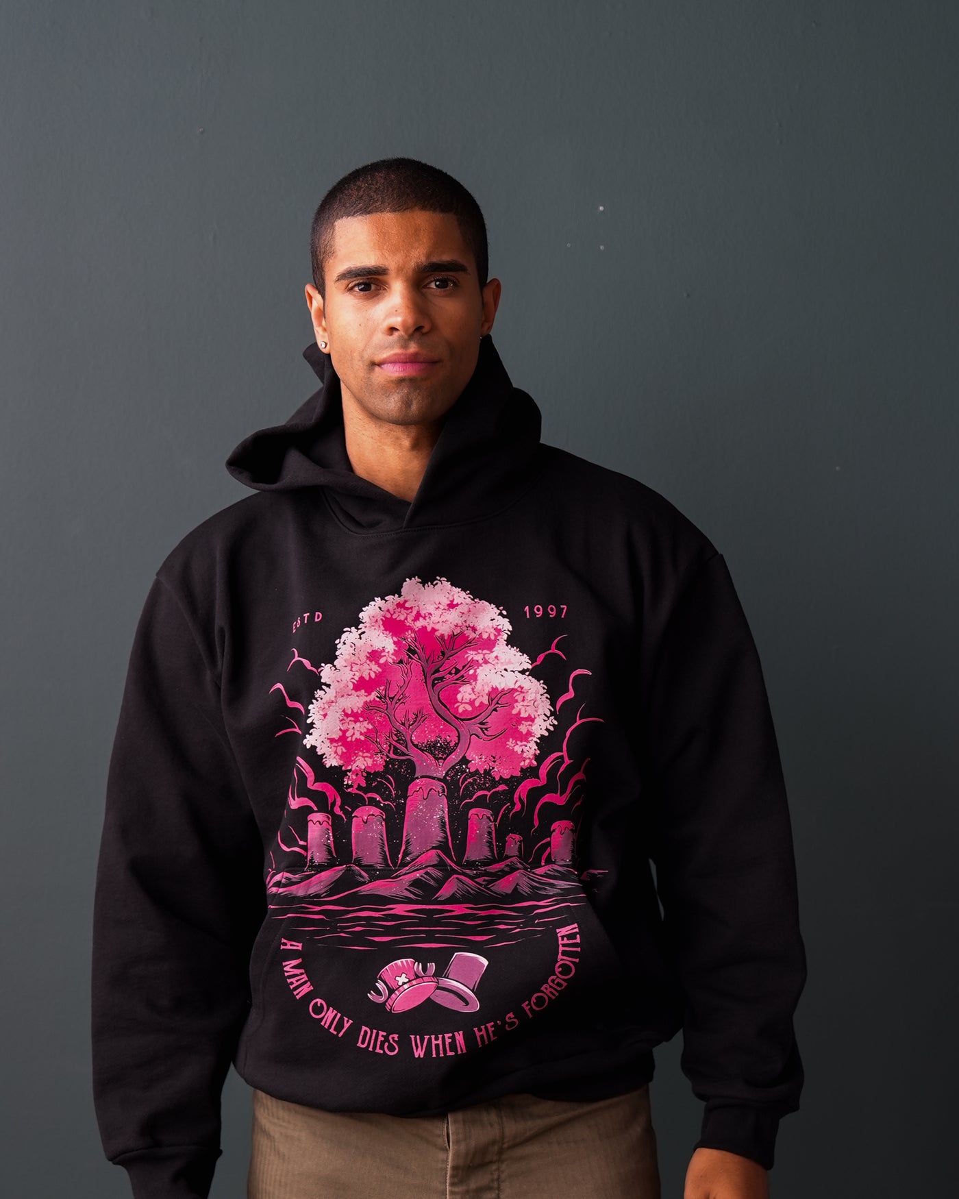 Drum Island Hoodie / Black